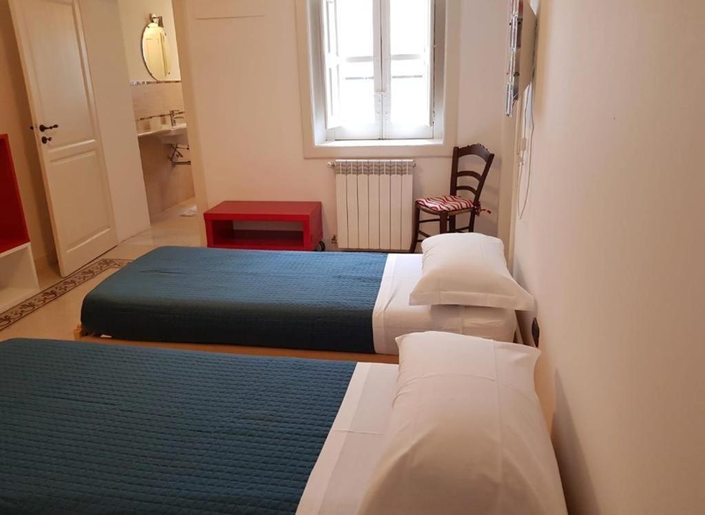 Casa Vacanze L'Altra Diaz Syracuse Exteriér fotografie